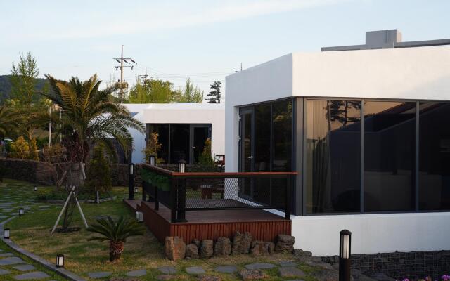 jeju blancde aewol pension
