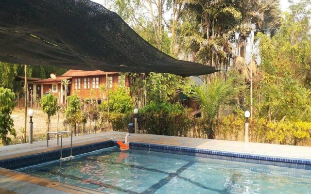 Khoom Kam Kaew Farm & Resort