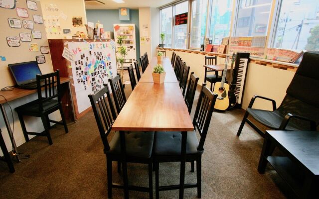 Osaka Guesthouse Nest - Hostel