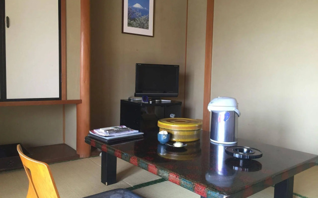 Yugawara Onsen Ryokan Greenso