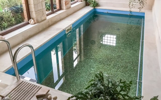 Serene Indoor Pool & Hamam Villa