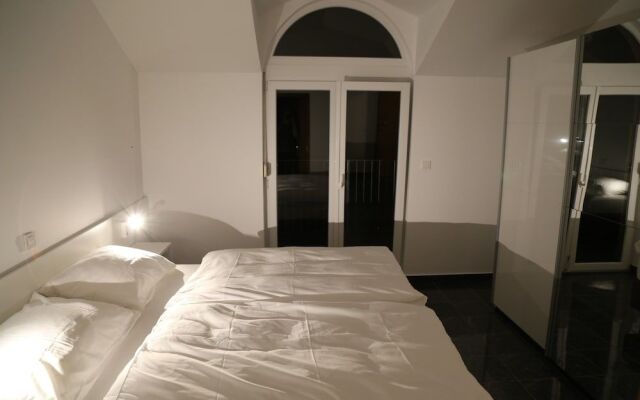 mk | apartments nin