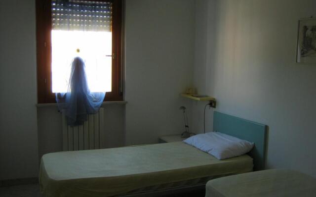 Al Mare Vicino Al Paese Vecchio