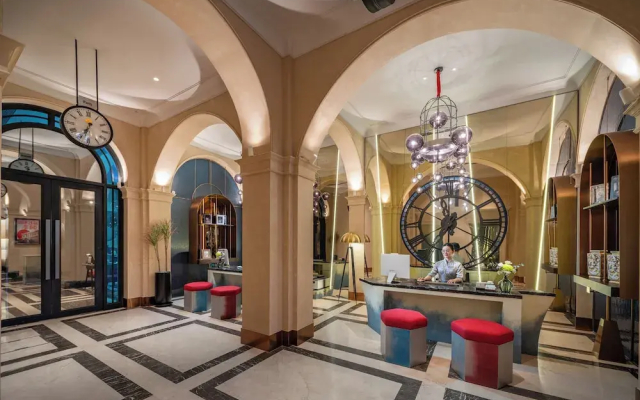 GRAND  du LAC Boutique Saigon