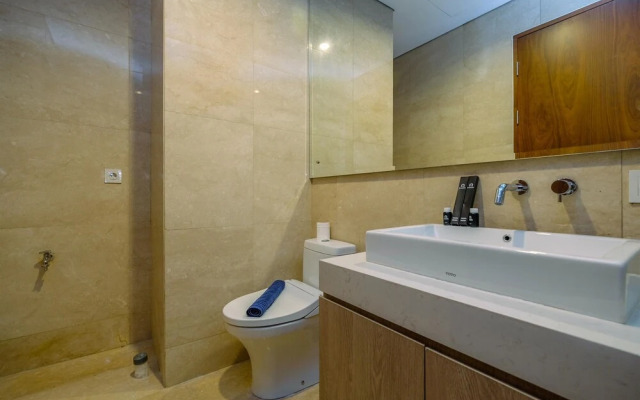 Stylish And Cozy 1Br Apartment At Veranda Residence Puri