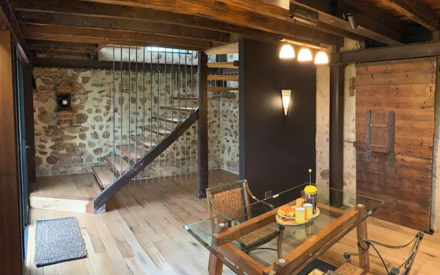 Old Chaff Mill Retreat - - luxury vineyard accommodation