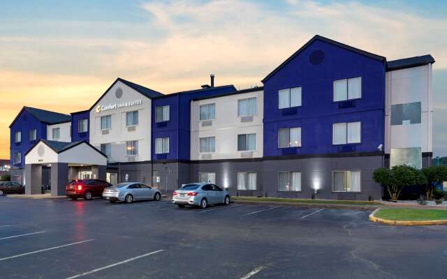Comfort Inn & Suites
