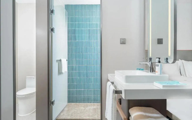 Holiday Inn Express Xiamen Jimei New Town by IHG