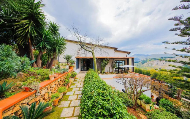 Villa Rosa Bianca