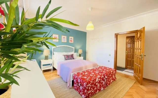 MISSAFIR Spacious Duplex Flat near Bagdat Street