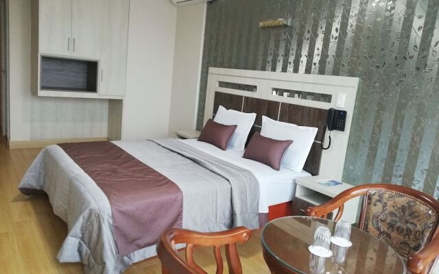 Hotel Quadrum Inn
