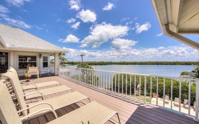 The White Ibis 5 Bedroom Home