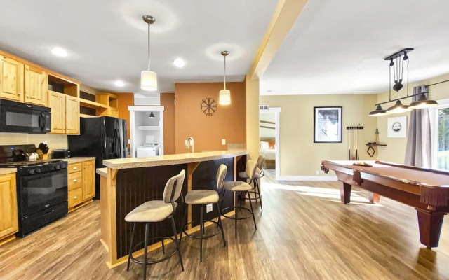 Skadi's Place 3 Bedroom Home by Redawning