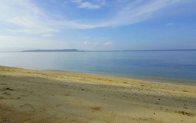 Lanas Beach Resort