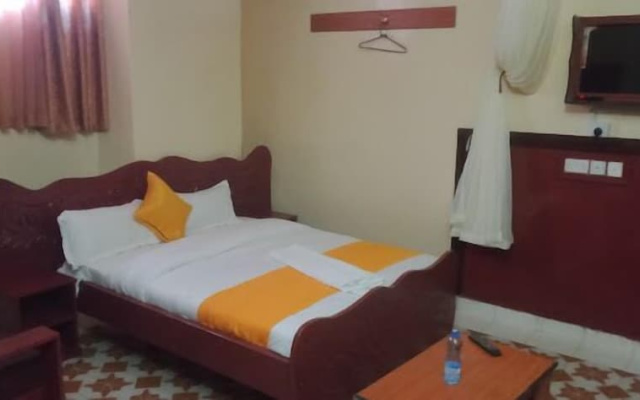 Sweet Bargain Hotel