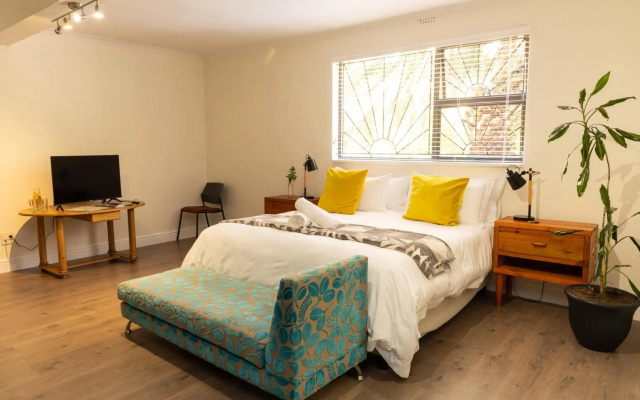 Staymore Cape Winelands Homestay