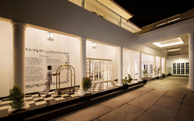 Menumbing Heritage Hotel