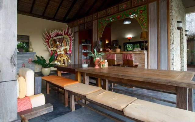 Villa Anjing