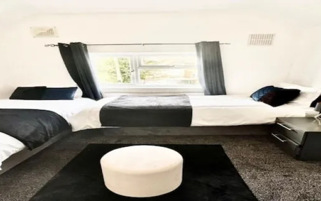 Home in the Heart of Watford