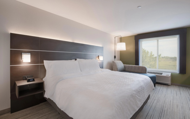 Holiday Inn Express & Suites Chicago - Hoffman Estates by IHG