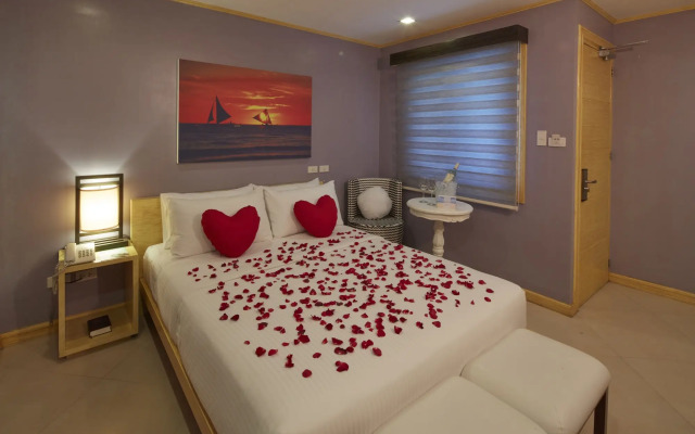 Shore Time Hotel