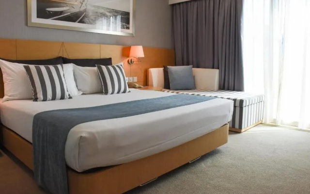 Republic of Singapore Yacht Club – Guest Rooms – Singapore