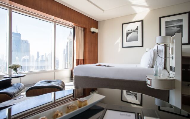 Jumeirah Emirates Towers Dubai