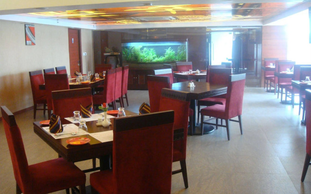 Hotel Chennai Le Palace