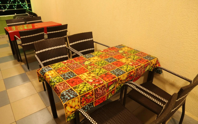 Hotel Madni Royale