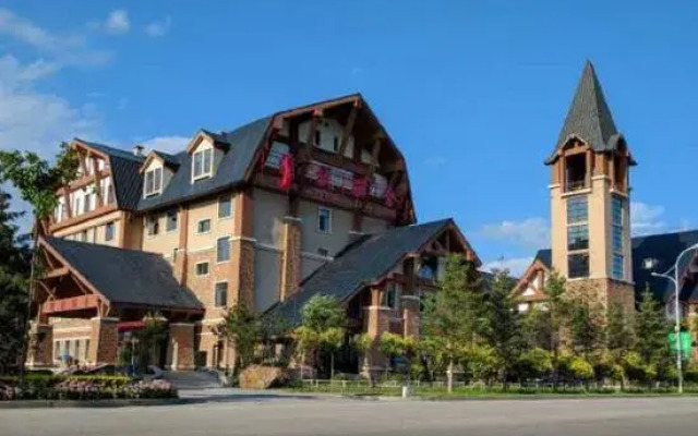 Theme inn of Changbai mountain tribal town