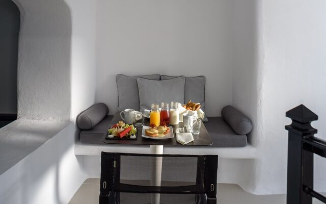 Nefeles Luxury Suites