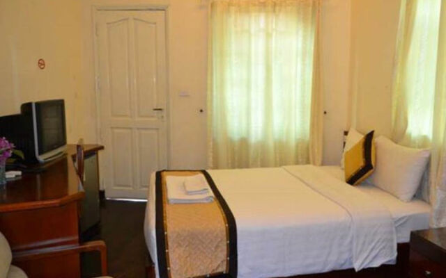 Khách sạn APT-EZ Holiday, 9A Tống Duy Tân, Hà Nội, Việt Nam – Guest Rooms – Hanoi