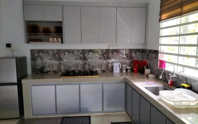 Wipah Guest House in Kampung Lundang, Kota Bharu