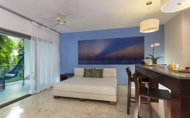 The Palm at Playa