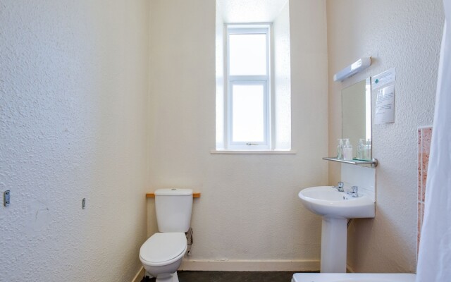 The Richmond Arms Hotel by OYO