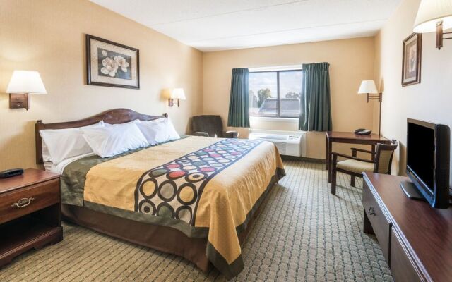 Super 8 Henrietta/Rochester Area