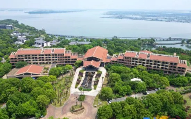 Suzhou Yangcheng Lake Lanting Hotel – Outside – Suzhou