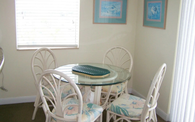 Boca Ciega Resort