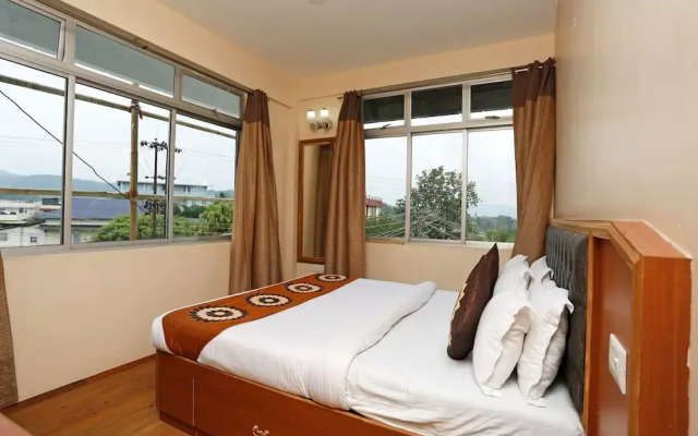 OYO Rooms 044 Shillong Times Rilbong