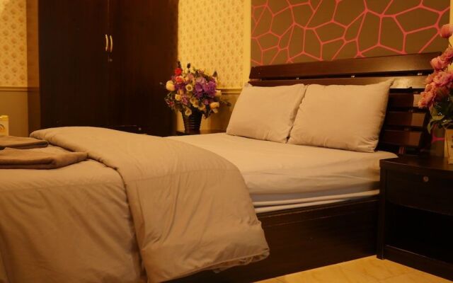 Venezia Resort and Hotel