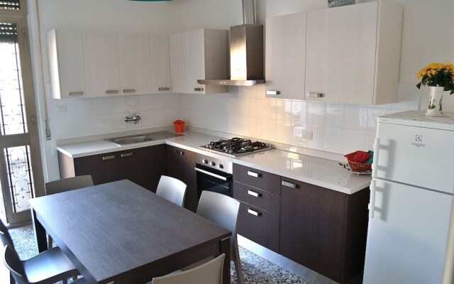 Appartamenti In Residence Zoe 150 metri dal mare