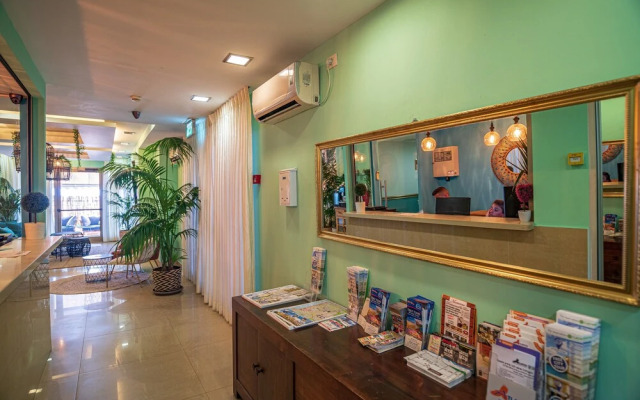 BayWatch Hotel