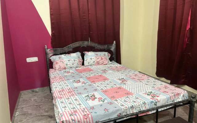 Calangute Beach Guest House