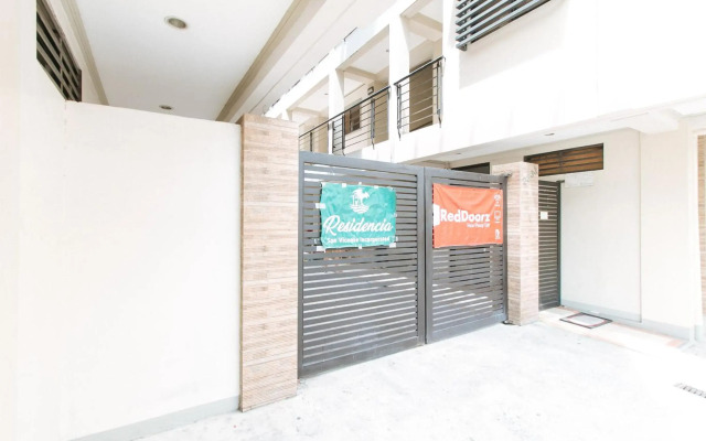 RedDoorz near Pasay Taft