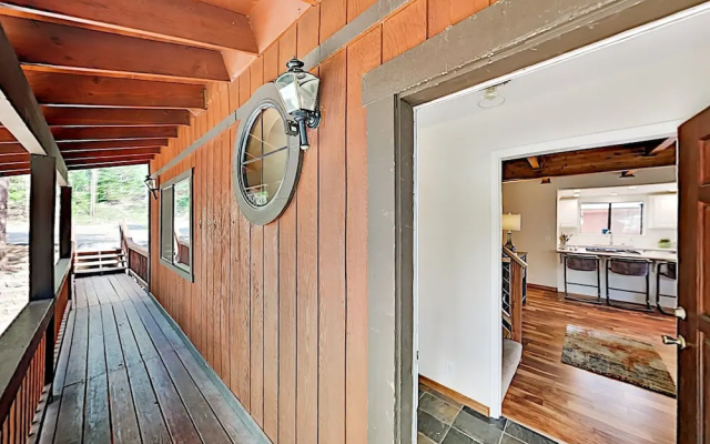 1168laus 5 Bedroom Home