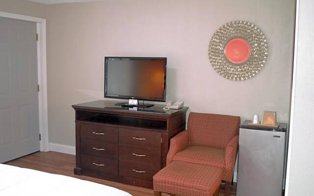 Carrier Motor Lodge