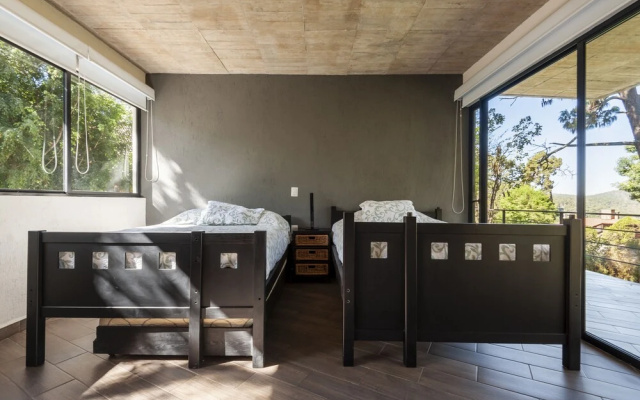 Casa con amplia terraza y jacuzzi