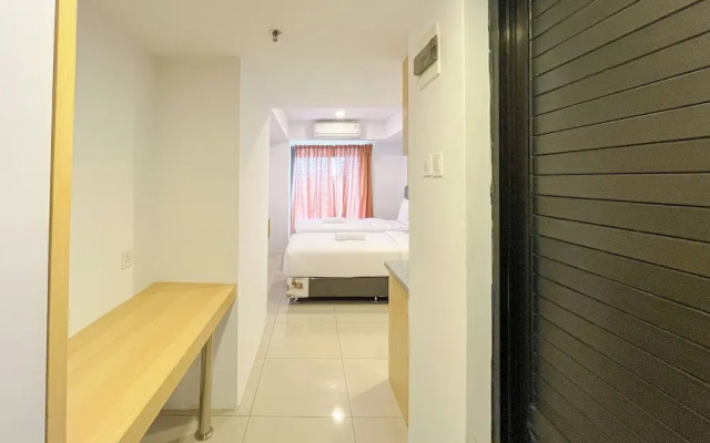 Modern Designed Studio At De Prima Apartment