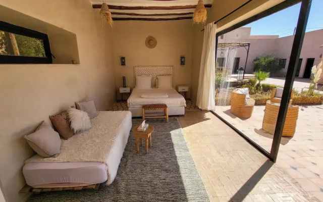 Tawenza Lodge