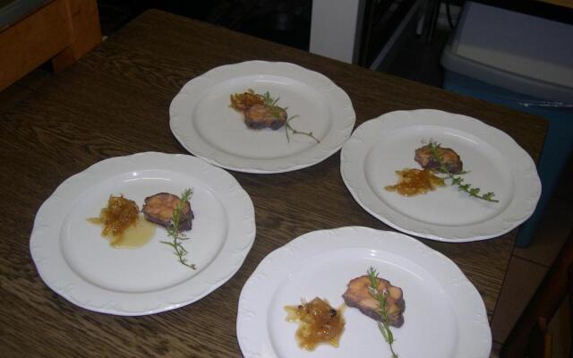 Hotel Beau Rivage and Restaurant Koulic